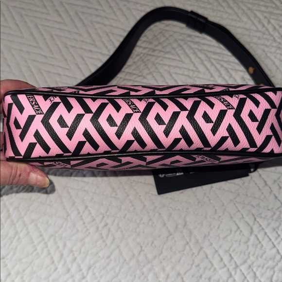 NWT Versace Pink and Black Shoulder Bag includes dust bag, Sales tags & dustbag - Picture 11 of 16